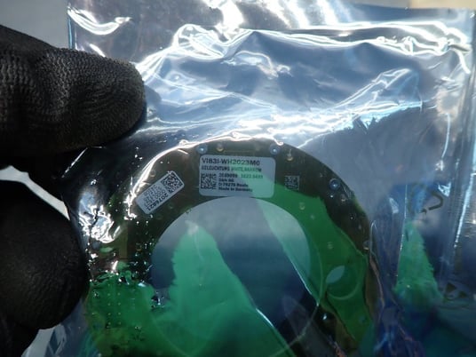 Sick, V2D652R-MCXXF6, Image Based Code Reader w/Lens, 2048 px x 1088 px cap., 20 Watts, 2 Amps, 24 VDC, New - Image 4