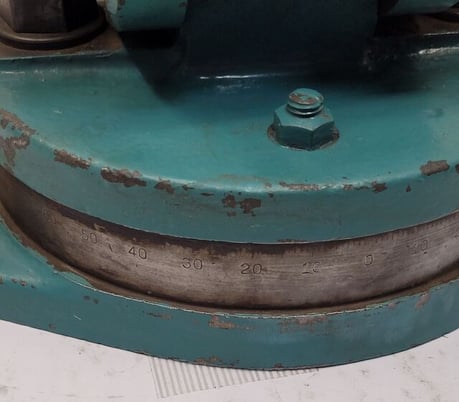 Vise w/ Swivel Base - 6" Wide - Image 7