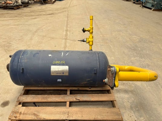 140 Gallon, Henry Technologies #COS-16042-140, Vertical Ammonia Oil Separator, 16" diameter x 42" L tank, 400 - Image 3