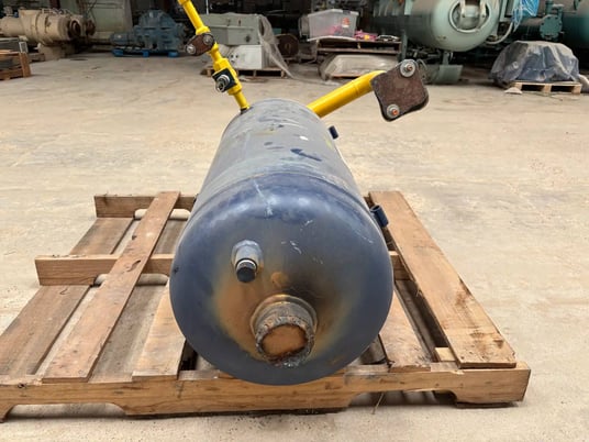 140 Gallon, Henry Technologies #COS-16042-140, Vertical Ammonia Oil Separator, 16" diameter x 42" L tank, 400 - Image 5
