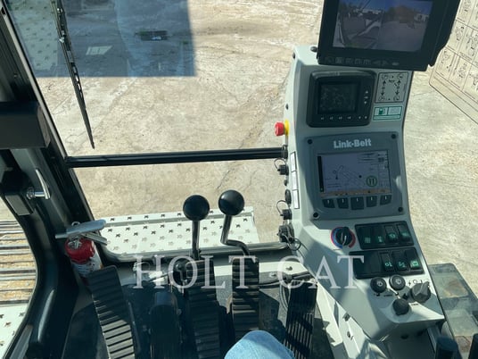 Link-Belt Cranes TCC 1400, Rough Terrain Crane, 1662 hours, S/N: T3L4-7721, 2024 - Image 8