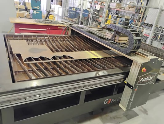 FastCut #G8, CNC Plasma Cutter, 5' x 10' table, Hypertherm Powermax 125, 60" X, 120" Y, 6" Z, 125 Amp., Water - Image 2