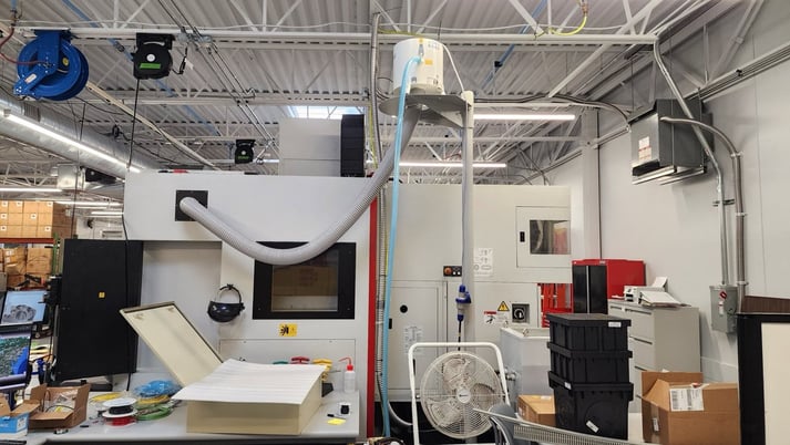 Quaser #MF500U/15C, 5-Axis Vertical Machining Center, 120 automatic tool changer, 21.6" X, 24.8" Y, 24" Z - Image 5