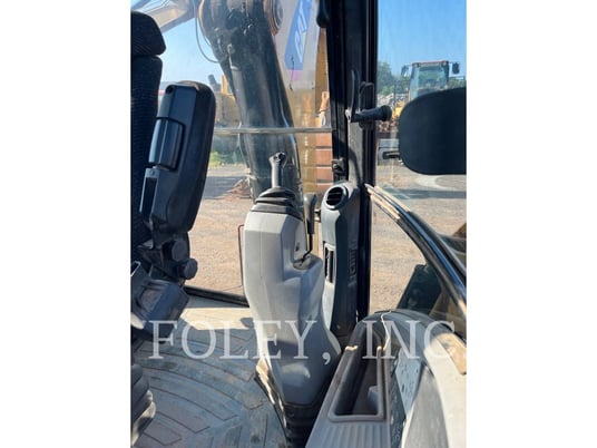 Cat 420FIT, Backhoe Loader, 6051 hours, S/N: JWJ02008, 2014 - Image 8