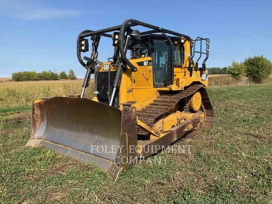 Caterpillar D6T, 6759 hours, S/N: TMY00237, 2015 - Image 1