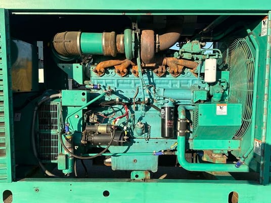 400 KW Cummins #DFCE, diesel generator set, 562 hours, NTA855-G5engine, 2002 - Image 4