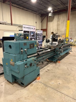 TOS Trencin #SN-71C/4000, manual lathe - Image 1