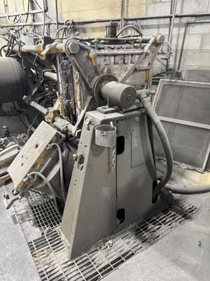 Dependable #600, shell core machine with hydrauic system & feed with blow tank, controls - Image 3