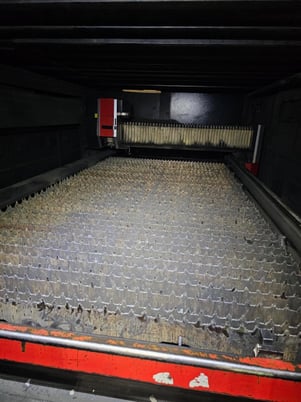 Amada #LCG 3015 AJ, Fiber Laser, 2000 watt, 5' x 10' tables, AMNC 3i, 29552 hours, 2016 - Image 6