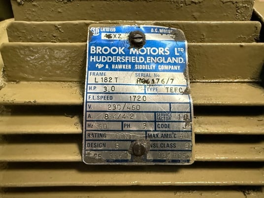 13" x 40" DoAll #13", Engine Lathe, 7" swing over cross slide, 50-2500 RPM, 3-5 HP, threading - Image 6