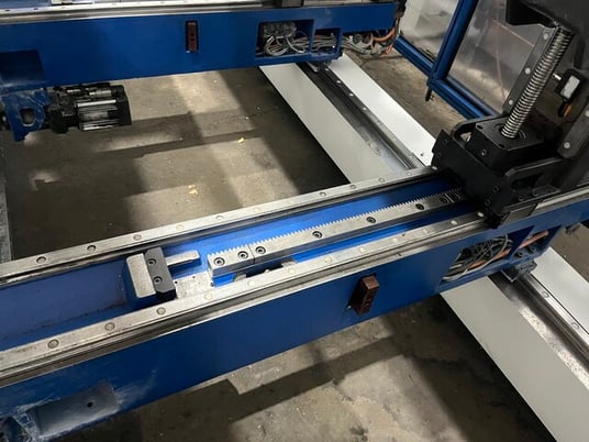 352 Ton, Trumpf #Trumabend-V320, CNC hydraulic press brake, 14' overall, 145" between housing, 2006 - Image 3