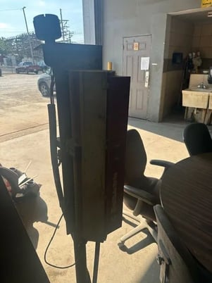 110 Ton, Amada #RG-100, hydraulic press brake, 10' overall, 96" between housing, 3.93"stroke, 3-Axis, 1981 - Image 3