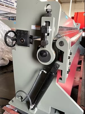 10 gauge x 10' GMC #HBB-1010, hydraulic box & pan brake, 135&deg; bending degree, 10 HP, new - Image 5