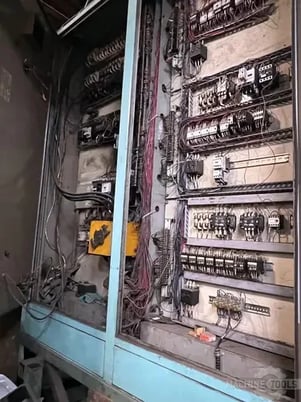 82.6" Summit #SC2000, vertical turret lathe, Newall digital read out - Image 8