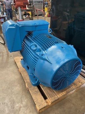 500 HP 1790 RPM WEG, Frame 586/7T, TEFC, 460 Volts, refurbished - Image 5