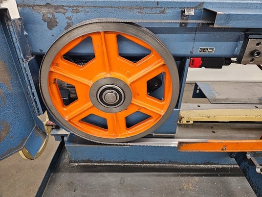 9" x 16" DoAll #C916A, automatic horizontal band saw, 158" x 1" blade, hydraulic head elevation, 2006 - Image 8