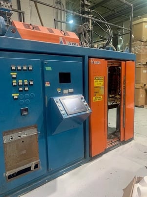 Sterling #SL-3, Extrusion Blow Molding Machine, 17.5" x 20" mould, 15.75" thickness, 65 HP, Rexroth HPU, APV - Image 2