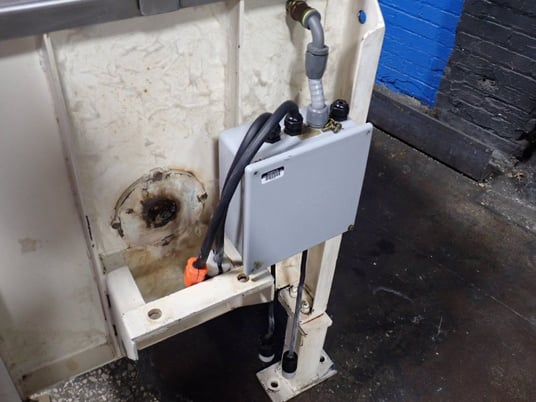 335 gallon Tank, 24" x 64" x 28" Size - Image 4