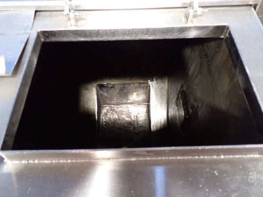 335 gallon Tank, 24" x 64" x 28" Size - Image 5