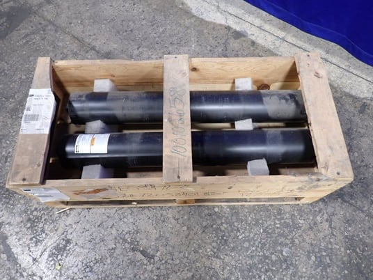 Parker #A4N0347D1K, Hydraulic Accumulators, 2 Qty., 347 cu.in. Capacity, 3000 psi - Image 2