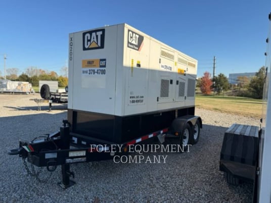 200 KW Caterpillar #XQ200-T4I, portable diesel generator set, multi-volt, C7.1 engine, 2014 - Image 2