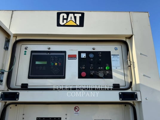 200 KW Caterpillar #XQ200-T4I, portable diesel generator set, multi-volt, C7.1 engine, 2014 - Image 3