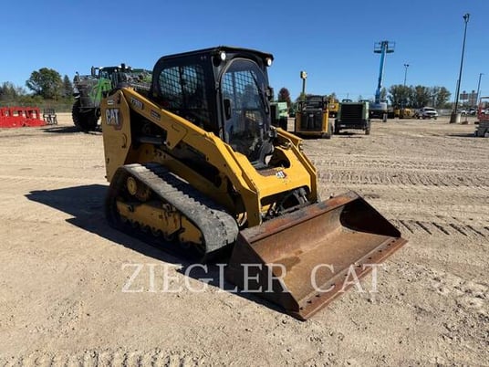 Caterpillar 279D3, Track Loader, 2178 hours, S/N: RB904073, 2022 - Image 2