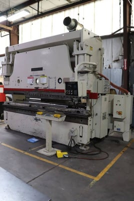 175 Ton, Cincinnati #AS175-10 Autoshape, CNC hydraulic press brake, 12' overall, 126-3/4" between housing - Image 2
