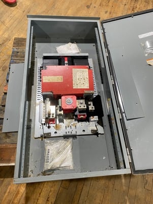 225 Amp. Square D #HCN-I-Line, Panelboard, 120/240 Volts, 1PH, 3W, 18 Space, 3R Encl, AS IS - Image 3