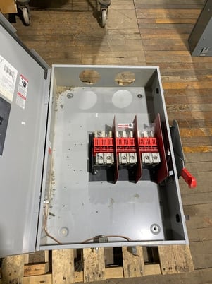 600 Amp. Siemens, HNF366RA, Non-Fusible Disconnect Switch, 600 Volts, 3P, 3R, AS IS - Image 3