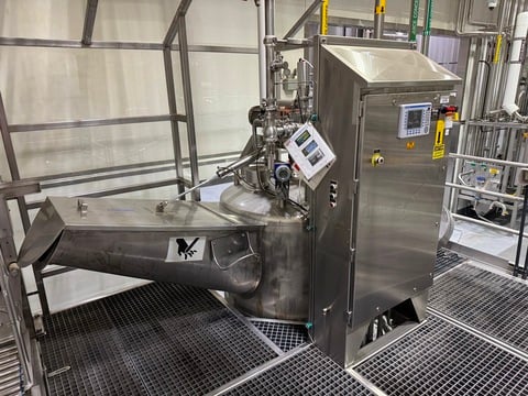 500 gallon Feldmeier, Stainless steel chopper tank, jacketed, with drum tilter, 2003 - Image 1