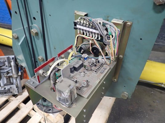 Yman #MY4-256, Jib Crane, 185 kg capacity, 4 kVA, 220 V - Image 3