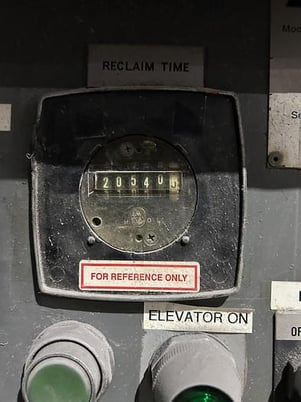 108" x 120" x 96" BCP #A4-6946, blast room, full floor auger, dust collector, 1996 - Image 10