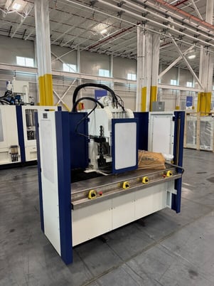 51 Ton, 3.8 oz., Tayu #TC-450DS, vertical dual shuttle injection molding machine, Sigmatek Control, new, 2024 - Image 2