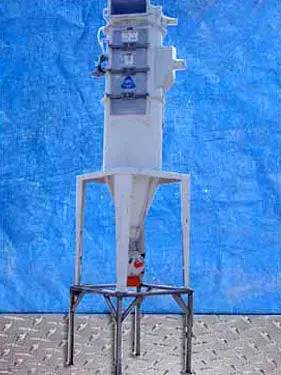 85 sq.ft., Kice Industries #HRB 12-6, Vertical Dust Collector, (12) 4" x 69" Filters, 1/2 HP, 1995 - Image 3
