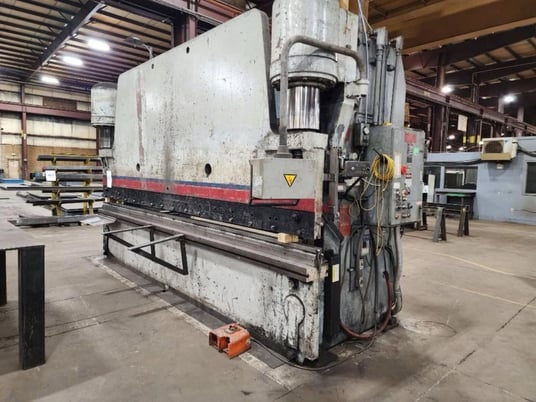 400 Ton, Pacific #K400-16, Press Brake, 16' overall, 172.75" between housing, 12" stroke, 20" open, 8" Shut - Image 1