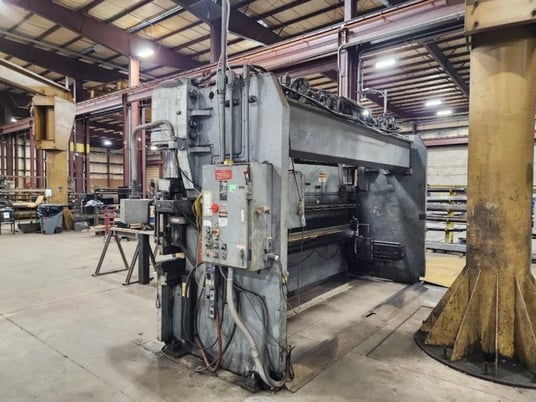 400 Ton, Pacific #K400-16, Press Brake, 16' overall, 172.75" between housing, 12" stroke, 20" open, 8" Shut - Image 6