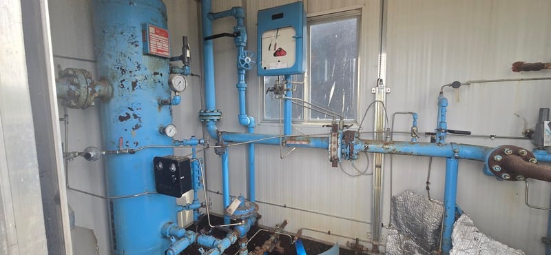 16" RJV Gas Field Services, Sweet Vertical Separator, 720 psi, 1997 - Image 8