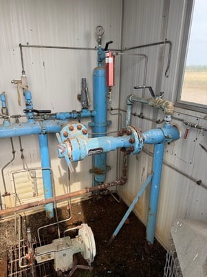 16" RJV Gas Field Services, Sweet Vertical Separator, 720 psi, 1997 - Image 4