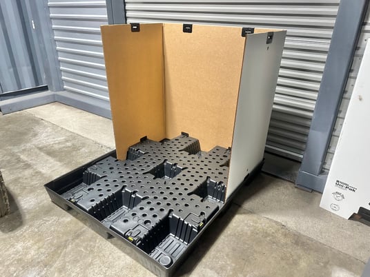 57" L x 48" W x 45" T, Collapsible Bulk Triwall pallet based containers with lid, 3000 lb., stackable - Image 4