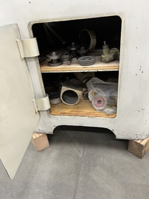 Cincinnati #Monoset, Tool & Cutter Grinder, 12" swing, 4" grinding wheel, assorted tooling & wheels - Image 4