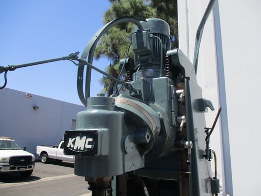 Kihueng #KMB-U-5, bed type mill, 5-Axis, rotary table - Image 7