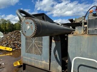 Lefort #SB330A, semi-mobile guillotine shear, automatic shear lubrication system, hydraulic oil cooler - Image 3