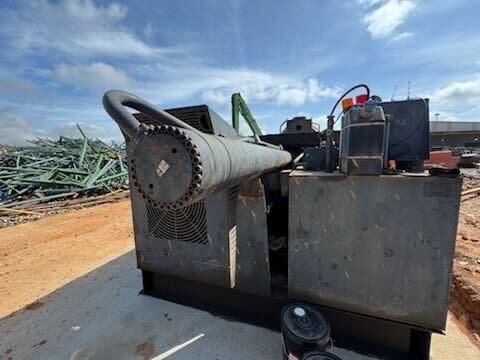 Lefort #SB330A, semi-mobile guillotine shear, automatic shear lubrication system, hydraulic oil cooler - Image 5