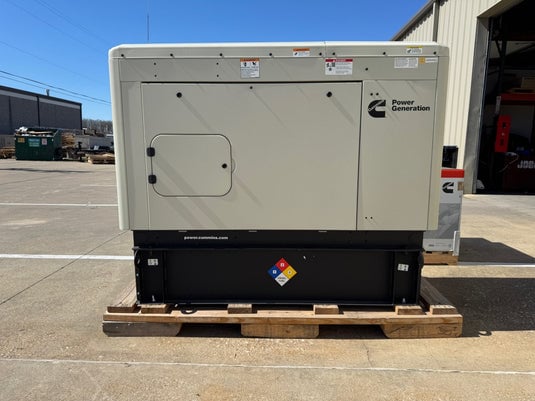 20 KW Cummins #C20D6, Diesel Home Generator, 46 gallon fuel capacity, 120/240 Volts, 1PH - Image 2