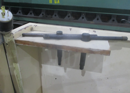 14" x 40" Jet #GH-1440ZX, used gap bed lathe w/ 3-1/8" spindle hole, 23-5/8" gap swing, foot brake, thread - Image 8