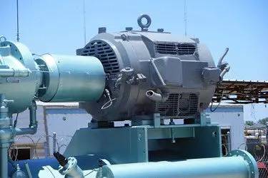 300 HP 3569 RPM Reliance, Electric Motor, Frame 10EA5006S, 2300/4000 Volts - Image 3