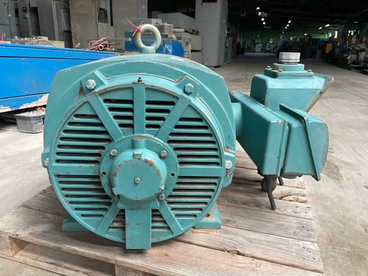 250 HP 3555 RPM Teco, 3-Phase Induction Motor, Frame 440TS, 2300/4160 Volts - Image 9