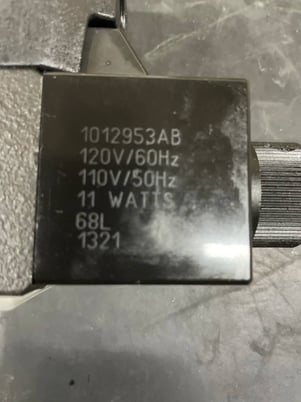 3/8" Continental Hydraulics, Directional Control Valve, 2000 psi, 120/110 V. - Image 10