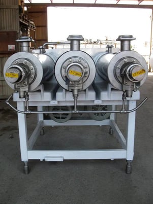 31.4 sq.ft., Chemetron #MX3A75, 3-Barrel Votator Unit, 4" diameter, 120" tubes, (3) 71" shafts, 16 scrapers - Image 4